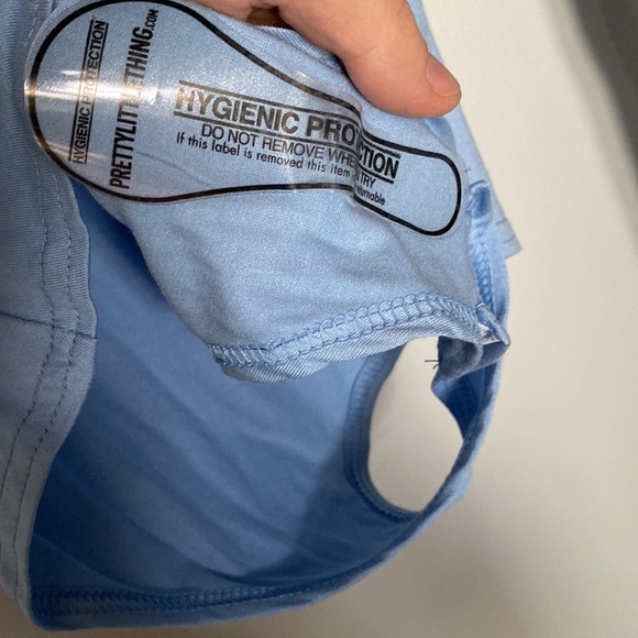 Pretty little thing  Dusky Blue Jersey V Neck Long Sleeve Thing Bodysuit - Picture 4 of 9